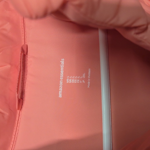 Amazon Essentials Lightweight Peach Long Puffer Coat Size Large NWT - Picture 3 of 7
